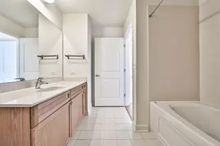 1400 S Michigan Ave, Chicago, IL 60605 - Photo 13