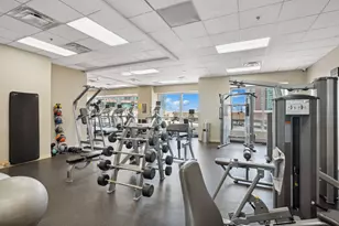 512 N McClurg Ct, Chicago, IL 60611 - Photo 19