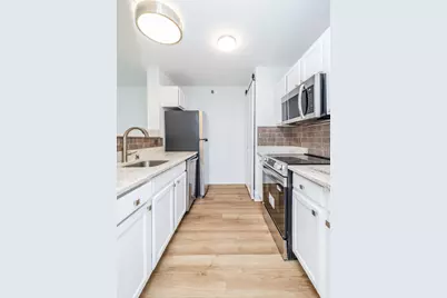 345 N Lasalle Drive #1804, Chicago, IL 60654 - Photo 9