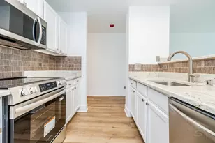 345 N La Salle Dr, Chicago, IL 60654 - Photo 13