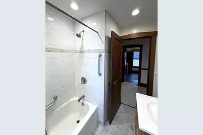 6041 N Newburg Avenue, Chicago, IL 60631 - Photo 23