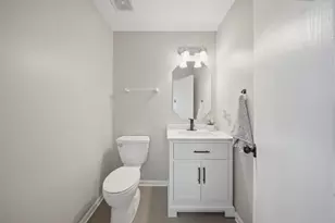 224 Johnson St, Hampshire, IL 60140 - Photo 11