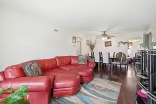 332 Klein Creek Ct, Carol Stream, IL 60188 - Photo 5