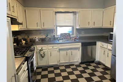 14904 Springfield Avenue, Midlothian, IL 60445 - Photo 7