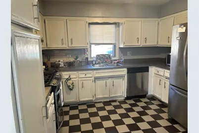 14904 Springfield Avenue, Midlothian, IL 60445 - Photo 9