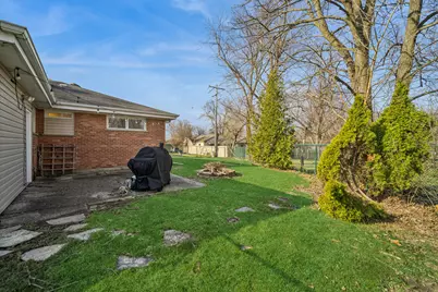 [Address not provided], Northbrook, IL 60062 - Photo 17
