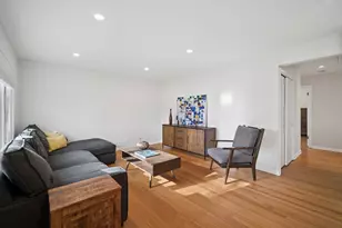 [Address not provided], Northbrook, IL 60062 - Photo 9