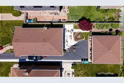 8805 S California Avenue, Evergreen Park, IL 60805 - Photo 27