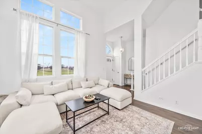 2436 Courtyard Circle #1, Aurora, IL 60506 - Photo 3