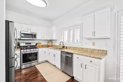 2436 Courtyard Circle #1, Aurora, IL 60506 - Photo 7