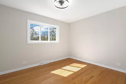 104 E Louis Avenue, Lake Forest, IL 60045 - Photo 19