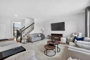 2110 Silver Leaf Dr, Island Lake, IL 60042 - Photo 3