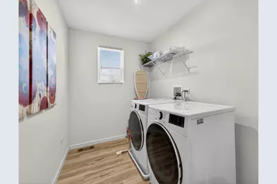 2110 Silver Leaf Drive, Island Lake, IL 60042 - Photo 29