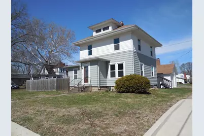 611 Dixon Avenue, Rock Falls, IL 61071 - Photo 1