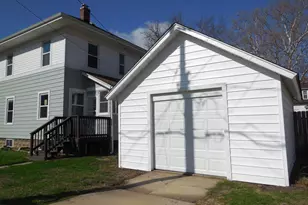 611 Dixon Ave, Rock Falls, IL 61071 - Photo 3