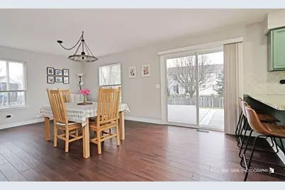 2764 Olympic Court, Aurora, IL 60503 - Photo 5