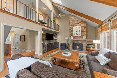 646 Highview Avenue, Glen Ellyn, IL 60137 - Photo 9