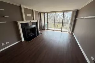 5800 Oakwood Dr, Lisle, IL 60532 - Photo 11