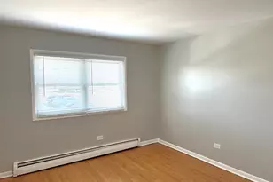 20 N Garfield St, Lombard, IL 60148 - Photo 9