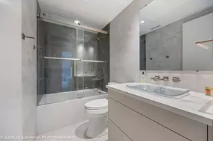 2 Oak Brook Club Dr, Oak Brook, IL 60523 - Photo 21