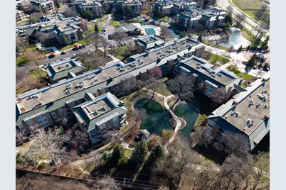 2 Oak Brook Club Drive #C303, Oak Brook, IL 60523 - Photo 23