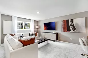 164 E Berkshire Dr, Crystal Lake, IL 60014 - Photo 15