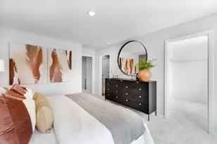 164 E Berkshire Dr, Crystal Lake, IL 60014 - Photo 9