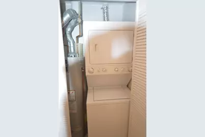 631 Hapsfield Lane #106, Buffalo Grove, IL 60089 - Photo 13