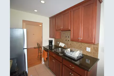 631 Hapsfield Lane #106, Buffalo Grove, IL 60089 - Photo 5