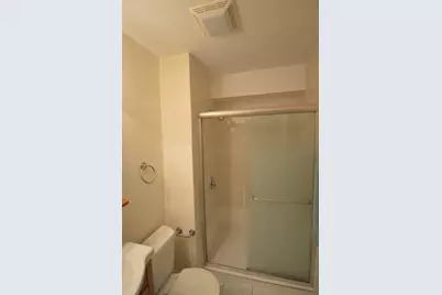 631 Hapsfield Lane #106, Buffalo Grove, IL 60089 - Photo 11