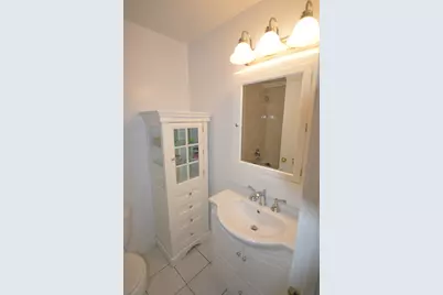 631 Hapsfield Lane #106, Buffalo Grove, IL 60089 - Photo 9