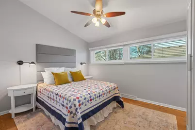 241 Lincoln Street, Glenview, IL 60025 - Photo 15