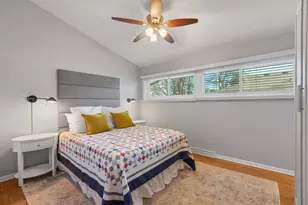 241 Lincoln St, Glenview, IL 60025 - Photo 15