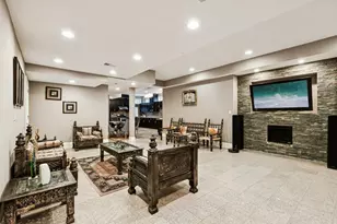 4229 Dempster St, Skokie, IL 60076 - Photo 53