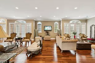 4229 Dempster St, Skokie, IL 60076 - Photo 13