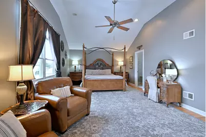 7224 N Oleander Avenue, Chicago, IL 60631 - Photo 25