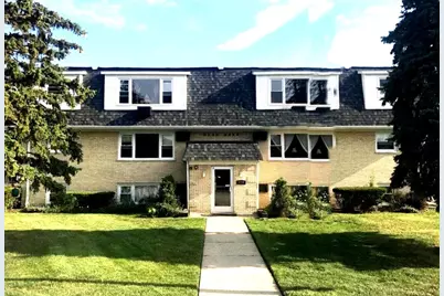 9709 Lorraine Drive #7, Countryside, IL 60525 - Photo 1