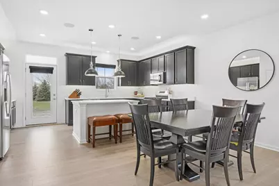 4474 Chelsea Manor Circle, Aurora, IL 60504 - Photo 9