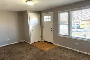 13055 S Buffalo Ave, Chicago, IL 60633 - Photo 3