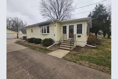 4506 26th Avenue, Moline, IL 61265 - Photo 1
