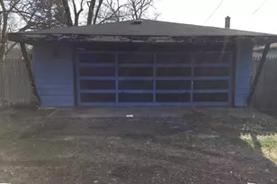 13924 S Michigan Ave, Riverdale, IL 60827 - Photo 9