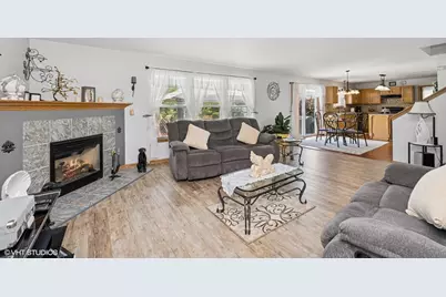 2930 Plumrose Lane, McHenry, IL 60050 - Photo 7