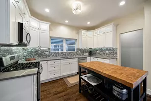 1218 Wesley Ave, Berwyn, IL 60402 - Photo 11