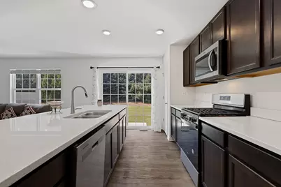 2051 Canyon Creek Court, Aurora, IL 60503 - Photo 5