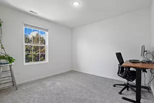 2051 Canyon Creek Ct, Aurora, IL 60503 - Photo 15