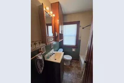 813 E 15th Street, Sterling, IL 61081 - Photo 7