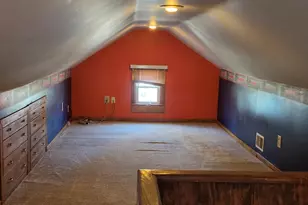 813 E 15th St, Sterling, IL 61081 - Photo 9