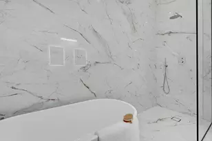 505 W Elm St, Chicago, IL 60610 - Photo 25