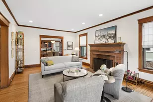 729 Lincoln St, Evanston, IL 60201 - Photo 9