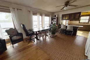 33498 N Lake Shore Dr, Grayslake, IL 60030 - Photo 9